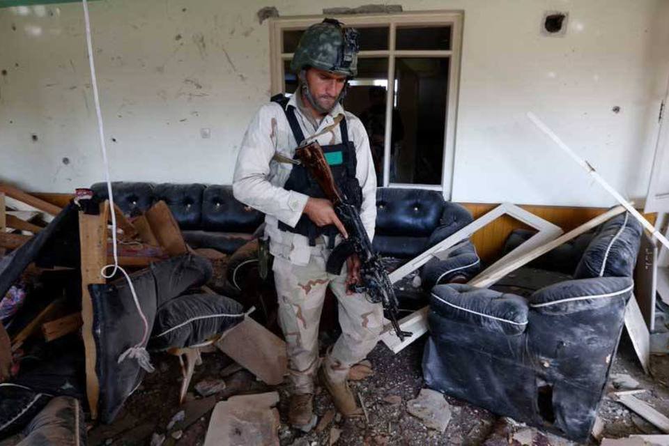 EI reivindica autoria de ataque em consulado no Afeganistão