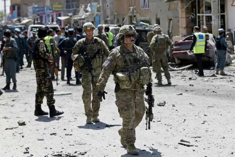 
	Estados Unidos no Afeganist&atilde;o: Obama anunciou ontem um novo plano para manter 5,5 mil soldados americanos no Afeganist&atilde;o al&eacute;m do final de seu mandato
 (Reuters)