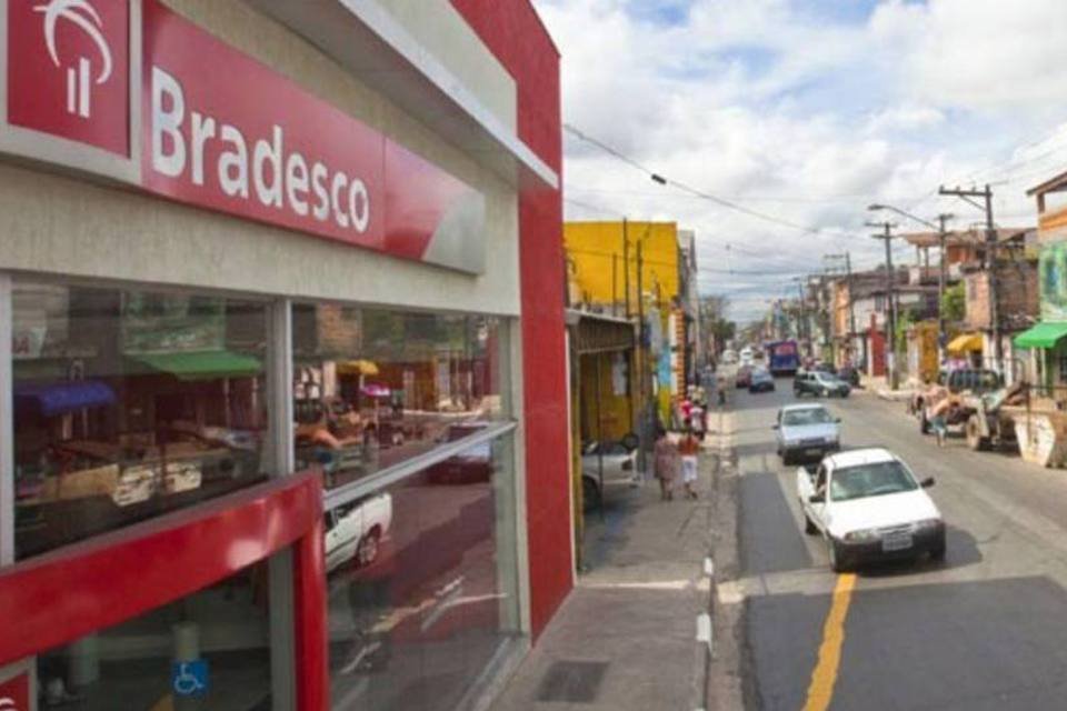 Bradesco lucra 15,8% mais no segundo tri por crédito e taxas