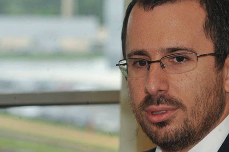 Para Justiça Eleitoral, presidente do Cade está no PT