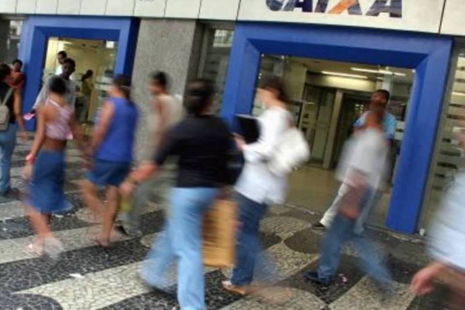 Caixa eleva juro de cheque especial em maio