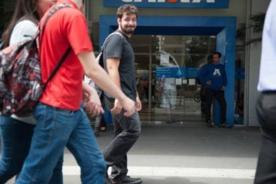 Caixa informa interrupção de canais de atendimento