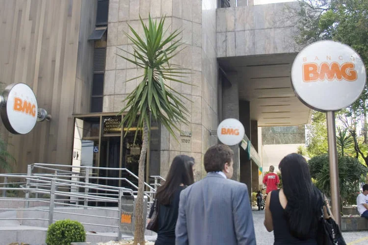 
	BMG: no total, o Banco BMG, que tem 2,5 milh&otilde;es de clientes, foi alvo de 97 reclama&ccedil;&otilde;es consideradas procedentes
 (Bloomberg)