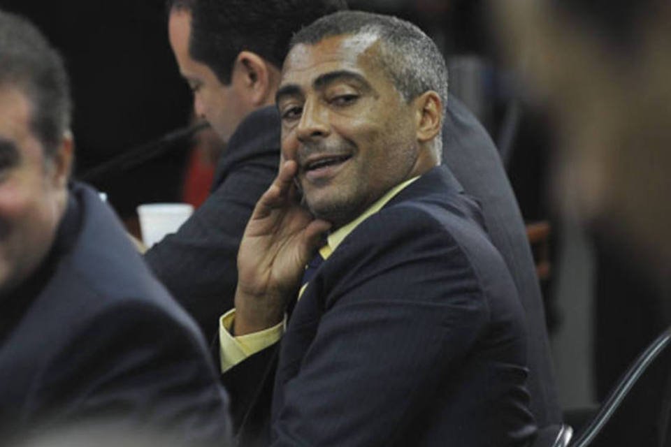 Romário desiste de se candidatar a prefeito do Rio