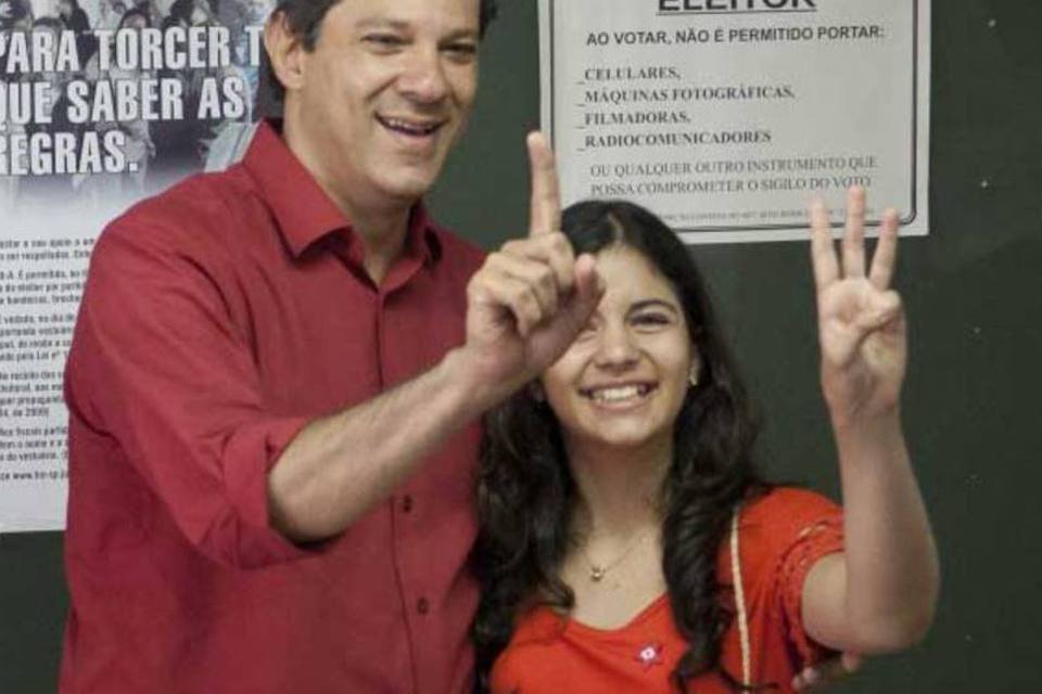 Haddad bate Serra e PT volta a dirigir São Paulo após 8 anos