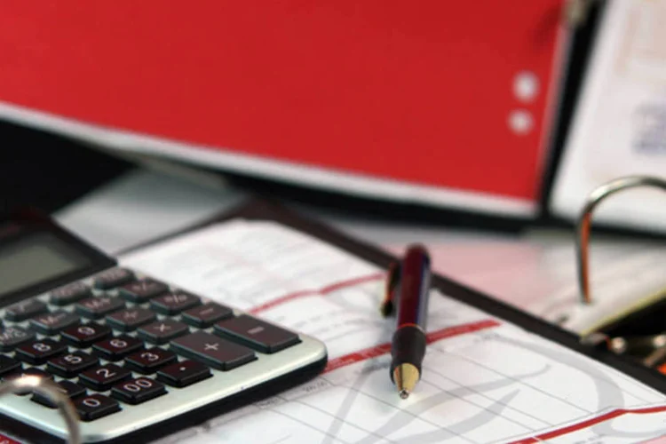 
	Investimentos: a nova taxa, com b&ocirc;nus, para investimento de empreendedores com receita bruta anual de at&eacute; 90 milh&otilde;es de reais, por exemplo, foi ajustada a 11,18% ao ano
 (SXC.hu)