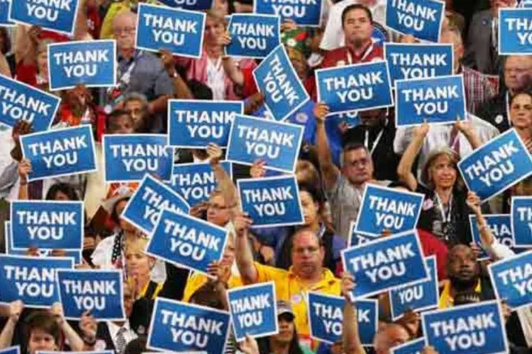 cartazes de agradecimento (Getty Images)