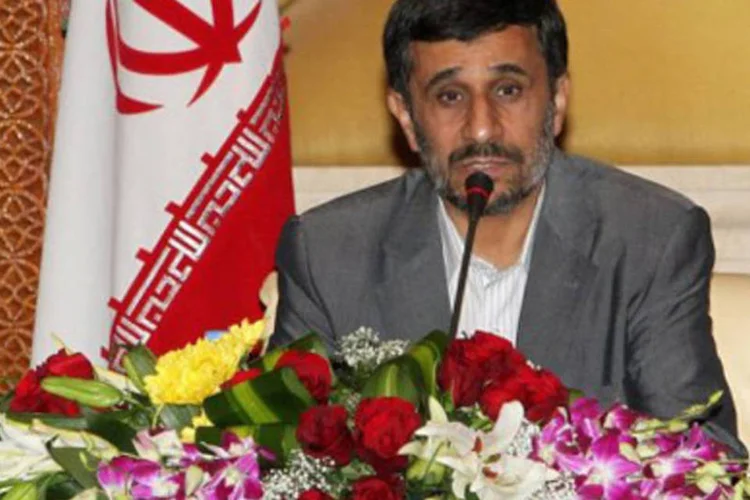 O presidente do Irã, Mahmoud Ahmadinejad: `dizem que nas Torres Gêmeas mataram 2 mil pessoas. No Afeganistão, mais de 110 mil foram mortas´ (Karim Jaafar/AFP)