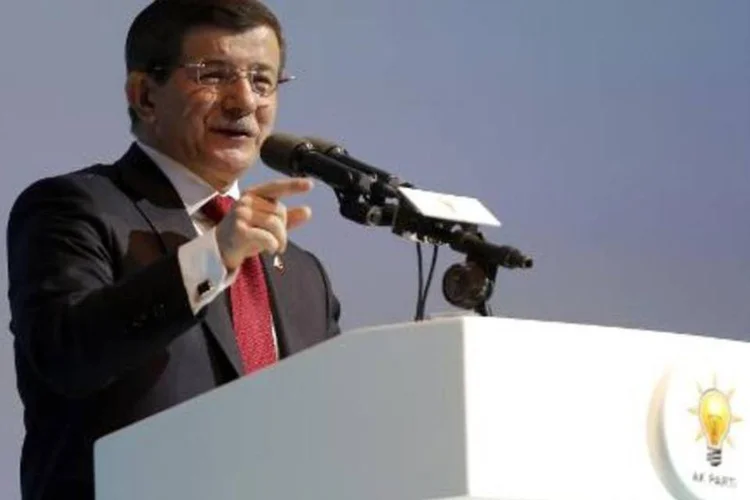 Ahmet Davutoglu: conselheiro próximo de Davutoglu deixou o cargo após classificar como genocídio o massacre de armênios (Adem Altan/AFP)