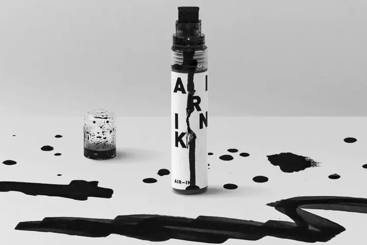 
	Air-Ink: a tinta foi feita em parceria com a cerveja Tiger
 (Divulgação/Air-Ink)