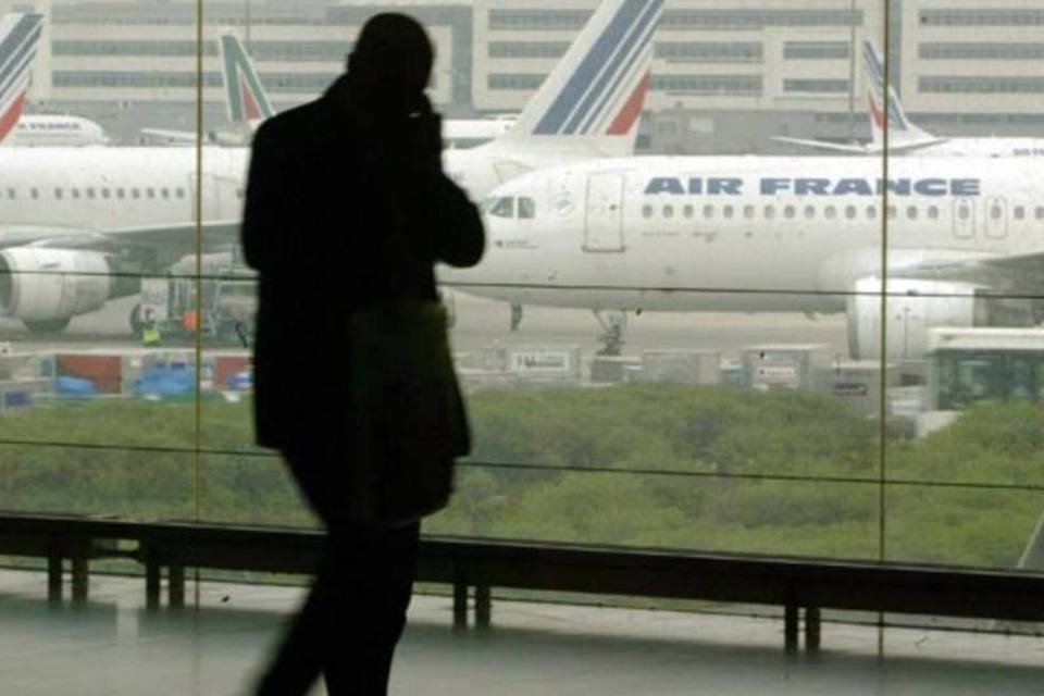 Greve provoca cancelamento de diversos voos na França