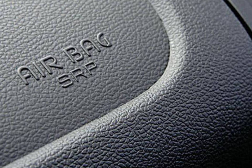 Alerta sobre airbags nos EUA ampliado para 6,1 mi de carros