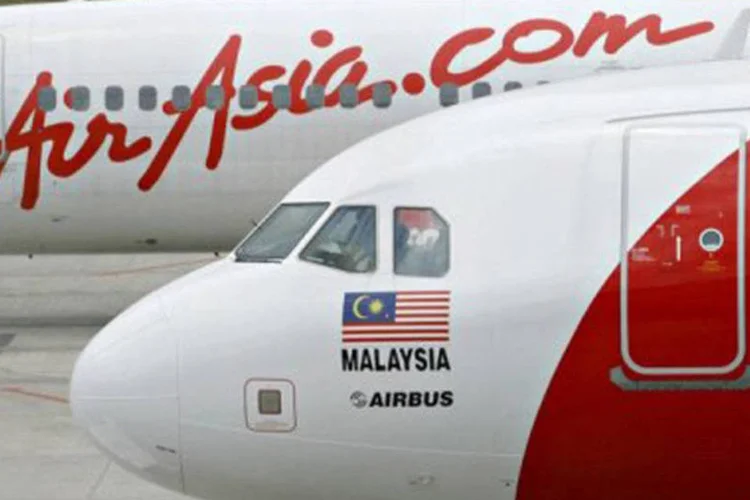 As vendas de 45 aeronaves - 10 superjumbo A380 e 35 A330 - estão em jogo
 (Tengku Bahar/AFP)