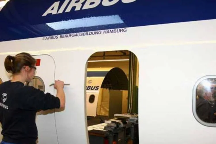 Vendas de aviões da Airbus diminuiu déficit comercial francês (Martin Rose/Getty Images)