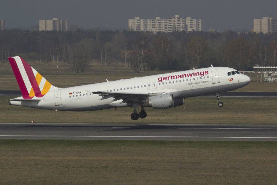 Copiloto do Airbus 320 que caiu tinha 630 horas de voo