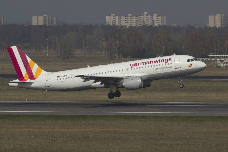 Companhias aéreas alemãs estabelecerão regra de 2 na cabine