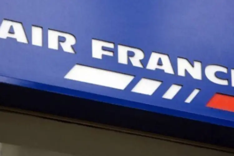 Aeromoça da Air France é acusada de roubar passageiros (Loic Venance/AFP)