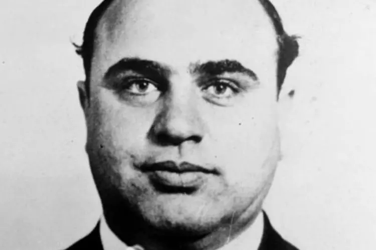 Al Capone foi encontrado morto na banheira de uma das dependências da mansão em 1947 (Wikimedia Commons)