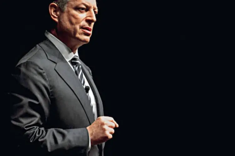 
	Al Gore: &quot;eu n&atilde;o conseguirei participar da conven&ccedil;&atilde;o dos Democratas neste ano, mas vou votar na Hillary Clinton&quot;, diz o ex-vice presidente
 (Chris Camargo/EXAME.com)