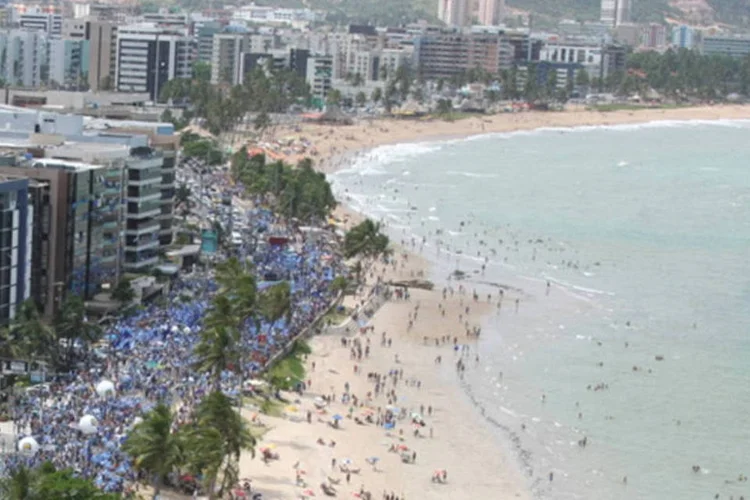 
	Macei&oacute;, no Alagoas: a torre, que armazenava farinha de trigo, n&atilde;o suportou o peso e caiu, na Avenida Comendador Le&atilde;o, no bairro do Po&ccedil;o, em Macei&oacute;
 (Wikimedia Commons)