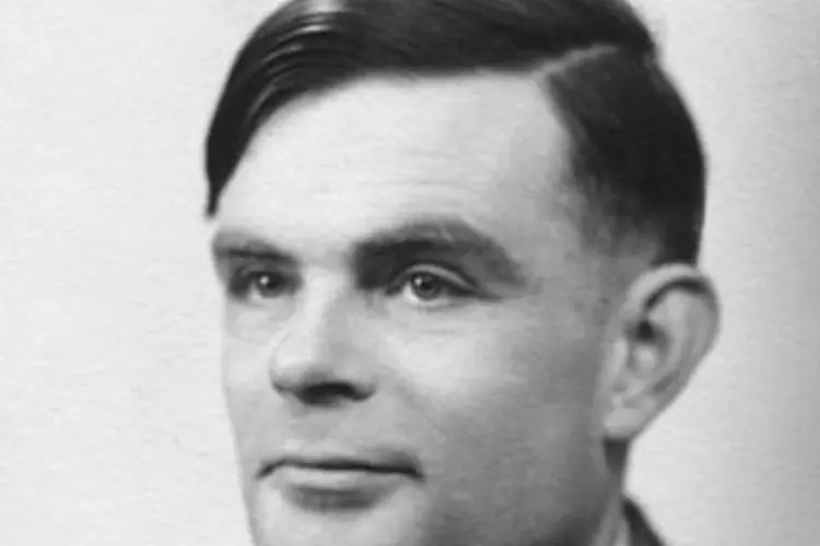 
	Alan Turing: matem&aacute;tico morreu em 1954, aos 41 anos, envenenado com cianureto
 (Wikimedia Commons)
