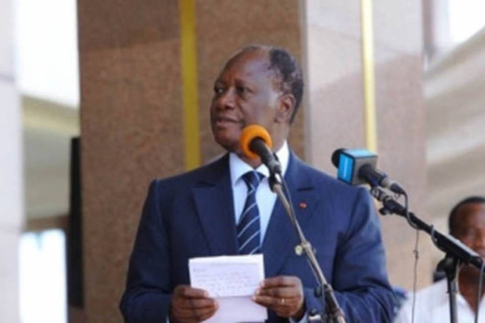 Governo de Ouattara dá ultimato para Gbagbo deixar o poder