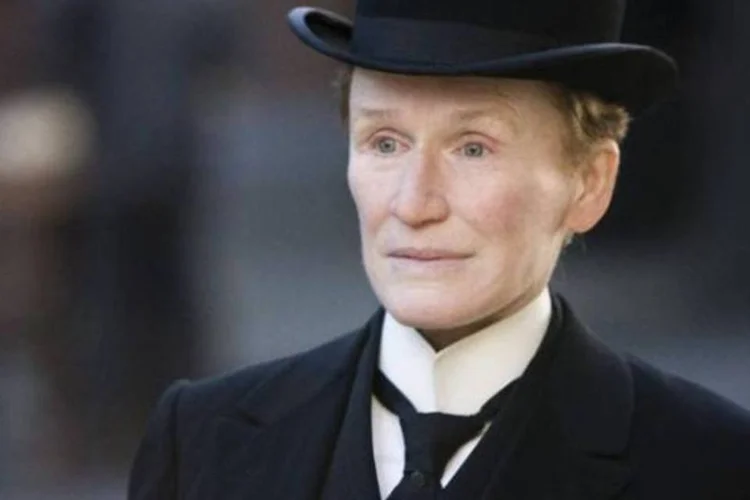 Aprópria atriz garante agora que seu papel sonhado é o de Albert Nobbs, que estreia hoje (Divulgação)