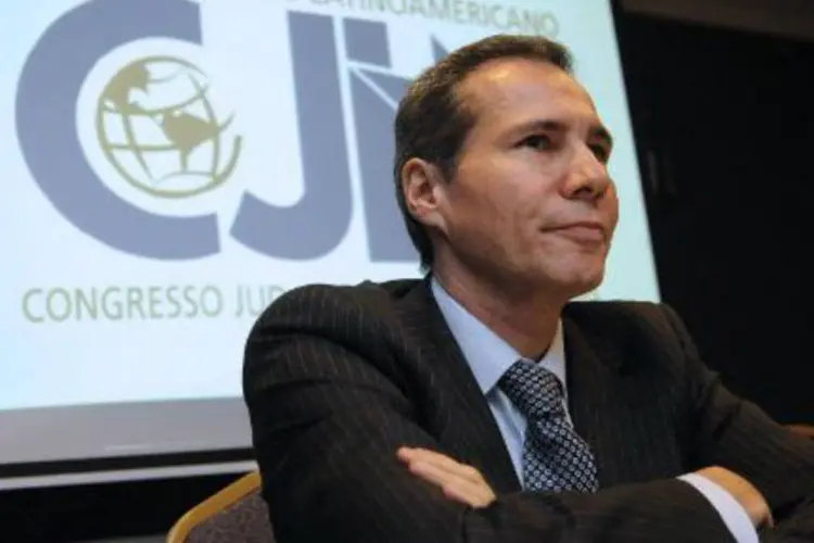 
	O promotor Alberto Nisman: Nisman teria morrido &quot;parado e olhando para o espelho&quot;, diz relat&oacute;rio
 (Marcelo Capece/AFP)