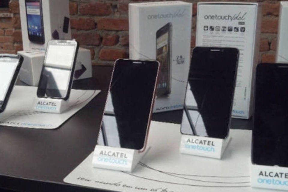 Alcatel anuncia linha de smartphones no Brasil