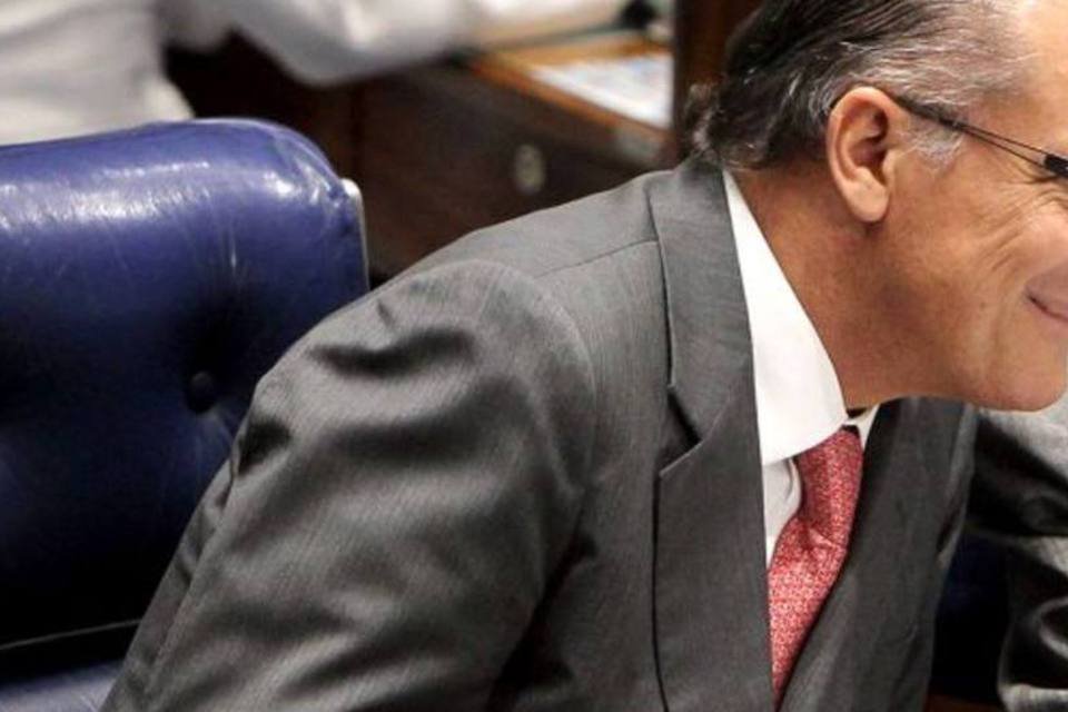 Fusão do PSDB com outro partido é difícil, diz Alckmin