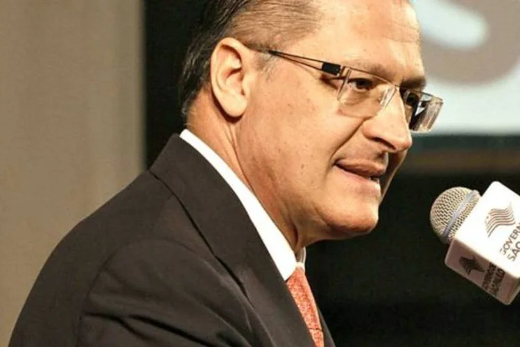 "Precisamos trabalhar mais e aprender mais com a experiência do Banco Mundial para dizer o que não devemos fazer", disse o governador Geraldo Alckmin (Sérgio Andrade/Governo de SP)
