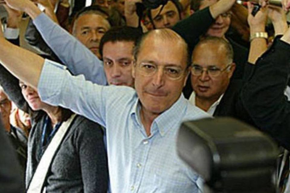 Alckmin defende respeito à decisão sobre Ficha Limpa