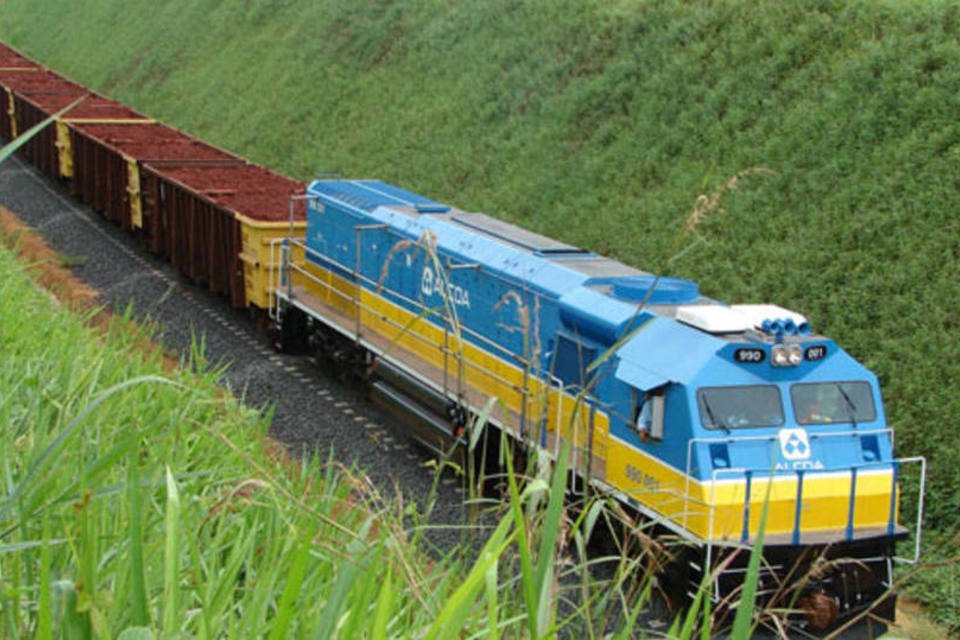 Lucro da Alcoa no 4º trimestre aumenta com demanda forte