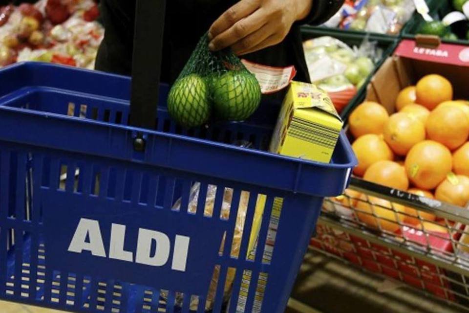 Inflação britânica tem mínima de 4 anos e meio em maio