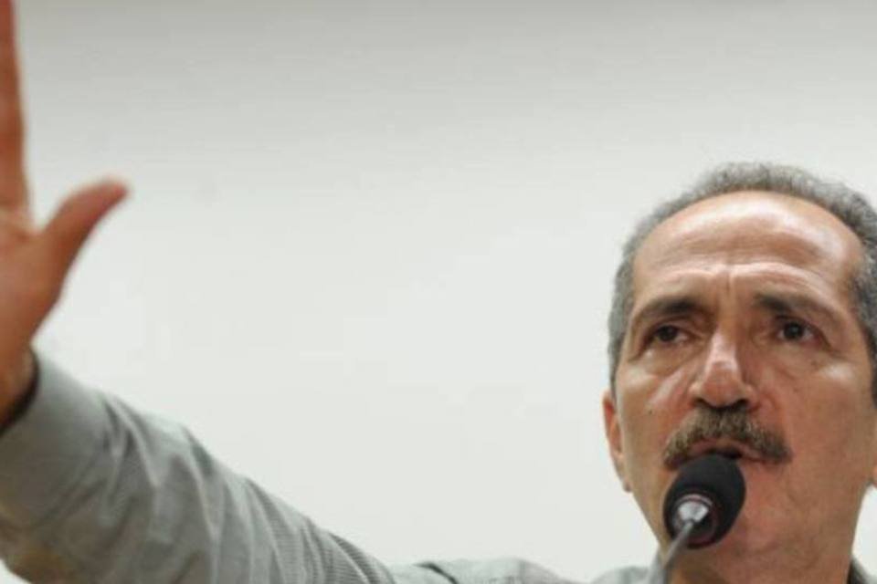 Aldo Rebelo diz que evitará convênios com ONGs