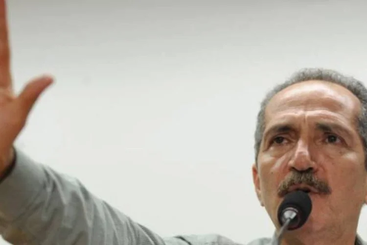 O relator Aldo Rebelo: a proposta era a última divergência que impedia a votação do projeto (Fabio Rodrigues Pozzebom/ABr)