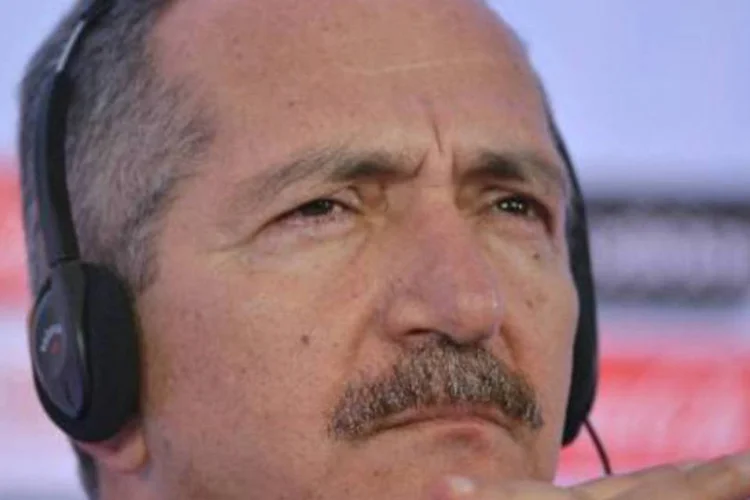 
	Aldo Rebelo: segundo o ministro, o Governo poder&aacute; intervir caso seja apresentado algum atraso burocr&aacute;tico para facilitar a libera&ccedil;&atilde;o de recursos aprovados pelo BNDES
 (Yasuyoshi Chiba/AFP)