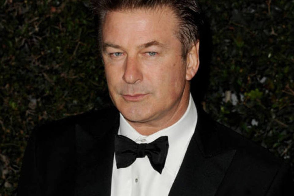Alec Baldwin é rejeitado por fiéis de sua igreja em NY