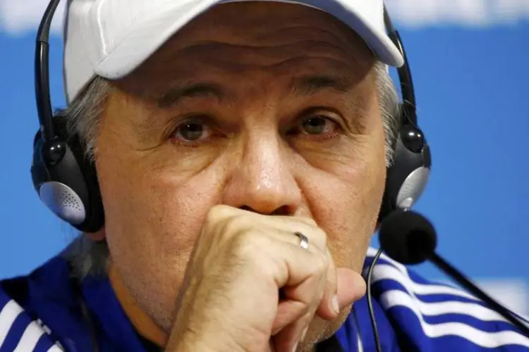 Alejandro Sabella, técnico da seleção da Argentina, durante uma coletiva de imprensa (Michael Dalder/Reuters)