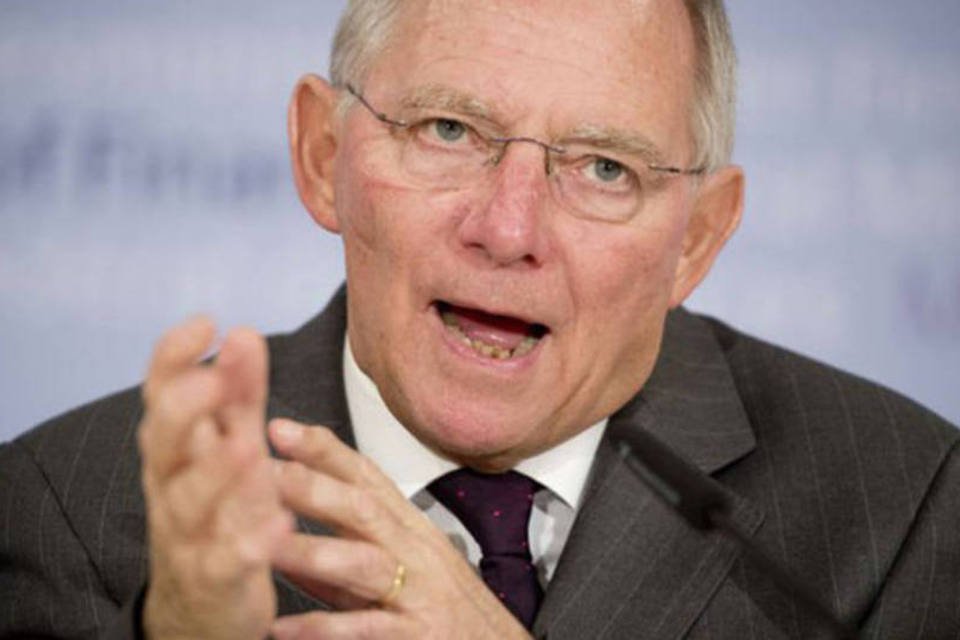 Schaeuble continuará como ministro das Finanças