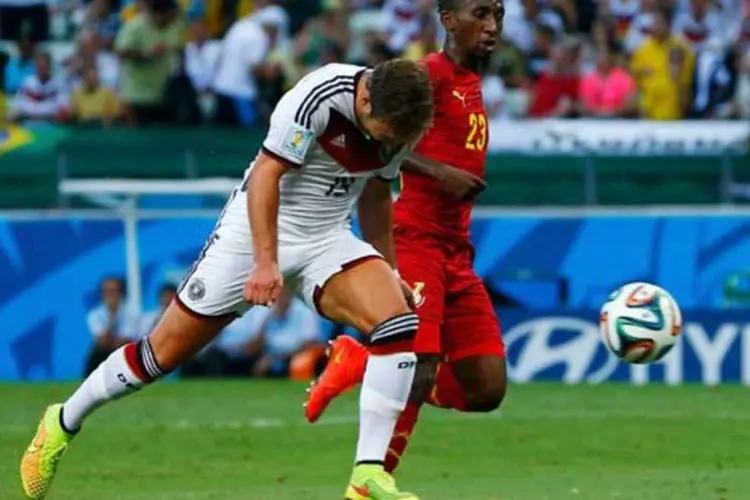 Seleção da Alemanha empatou com a seleção de Gana em partida da Copa (Reuters)