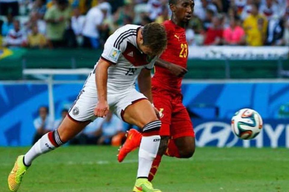 Alemanha tropeça em Gana: 2 a 2
