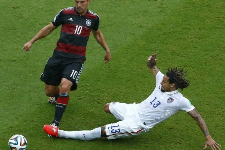 Podolski durante partida da Alemanha contra os Estados Unidos, em Pernambuco (Ruben Sprich/Reuters)