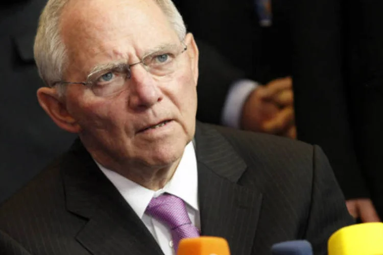 
	O ministro das Finan&ccedil;as da Alemanha, Wolfgang Sch&auml;uble: &quot;H&aacute; muito dinheiro no mercado, em minha opini&atilde;o&quot;, afirmou 
 (REUTERS/Sebastien Pirlet)