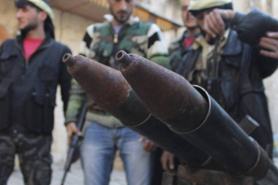 Síria acusa rebeldes de usarem armas químicas