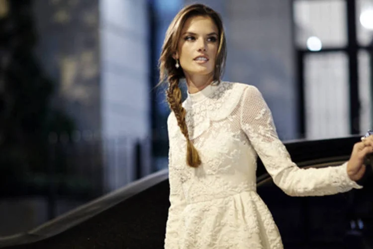 Alessandra Ambrósio: top model foi primeira cliente do Uber em São Paulo (Divulgação/Uber)