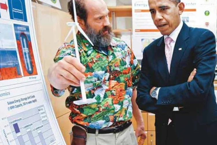 Slocum com Obama: “No caso da Chevron no Brasil, a prioridade deve ser conter o vazamento” (Jewel Samad/AFP Photo)