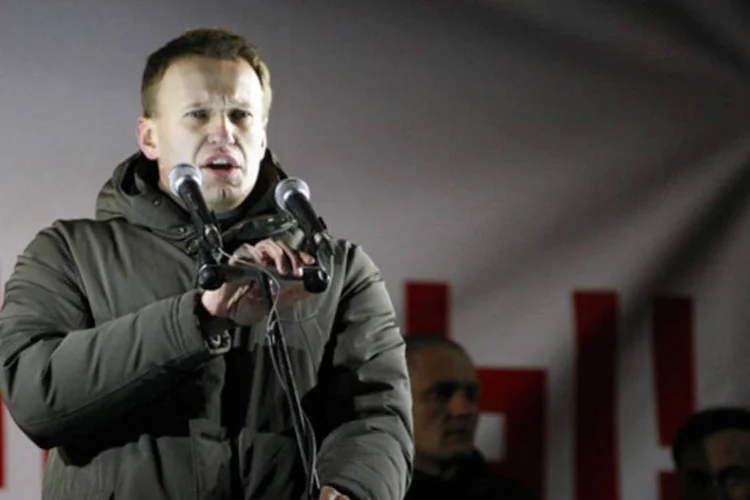 Navalny: sentença de cinco anos significa que ele não será capaz de disputar a próxima eleição presidencial em 2018 ou concorrer à prefeitura de Moscou, em setembro, como havia planejado (Bloomberg)