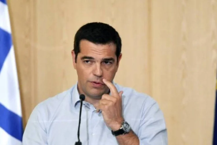 
	O primeiro-ministro grego, Alexis Tsipras: a greve ser&aacute; de 24 horas e manter&aacute; fechado todos os servi&ccedil;os p&uacute;blicos
 (Louisa Gouliamaki/AFP)