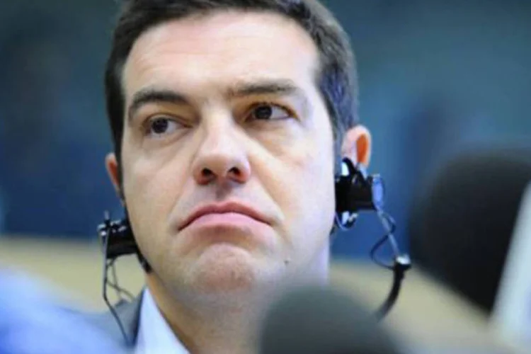 O líder da esquerda radical grega, Alexis Tsipras: "Estamos em recessão contínua há cinco anos", disse (©AFP / Georges Gobet)
